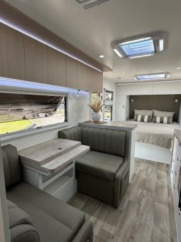 2026 Drive RV Alpha Edition 21’6″ Design 7 Cafe full