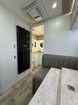 2026 Drive RV Alpha Edition 21’6″ Design 7 Cafe full