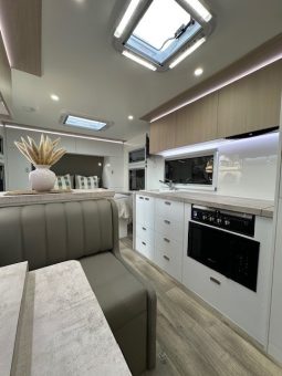 2026 Drive RV Alpha Edition 21’6″ Design 7 Cafe full