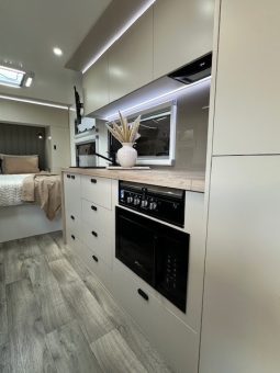 2026 Drive RV Alpha Edition 20’6″ Design 5 Cafe full