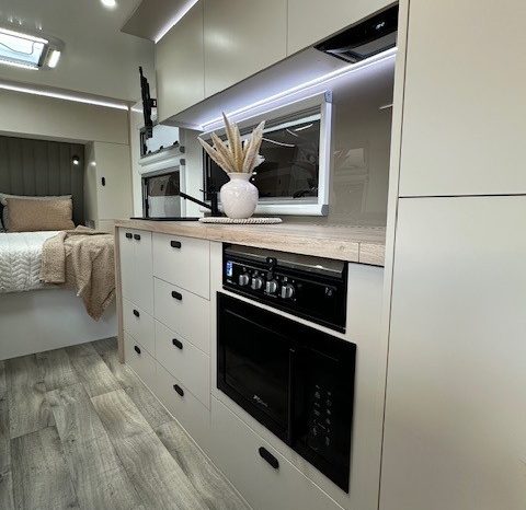 2026 Drive RV Alpha Edition 20’6″ Design 5 Cafe full