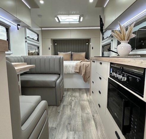 2026 Drive RV Alpha Edition 20’6″ Design 5 Cafe full