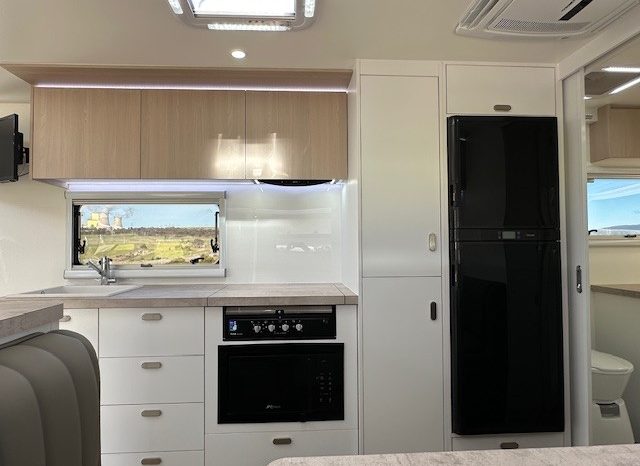 2026 Drive RV Alpha Edition 21’6″ Design 7 Cafe full