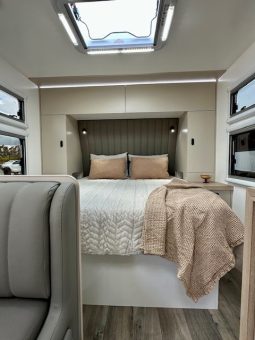 2026 Drive RV Alpha Edition 20’6″ Design 5 Cafe full
