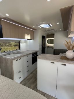 2026 Drive RV Alpha Edition 21’6″ Design 7 Cafe full