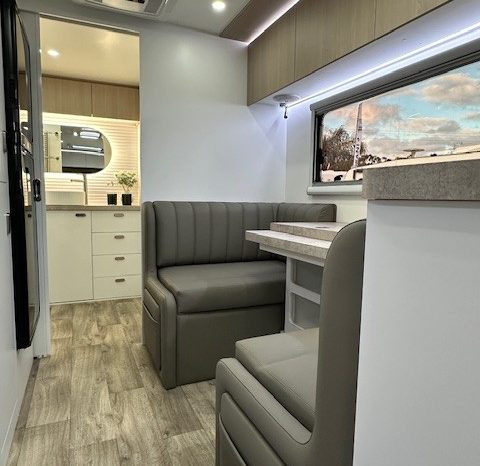 2026 Drive RV Alpha Edition 21’6″ Design 7 Cafe full