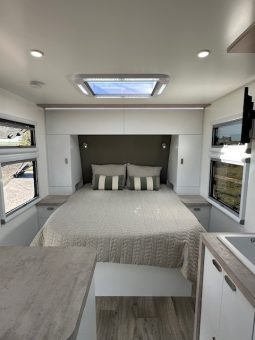 2026 Drive RV Alpha Edition 21’6″ Design 7 Cafe full