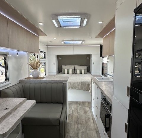 2026 Drive RV Alpha Edition 21’6″ Design 7 Cafe full