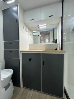 2024 Seascape Caravans Trailrunner 18’8″ Single Beds full
