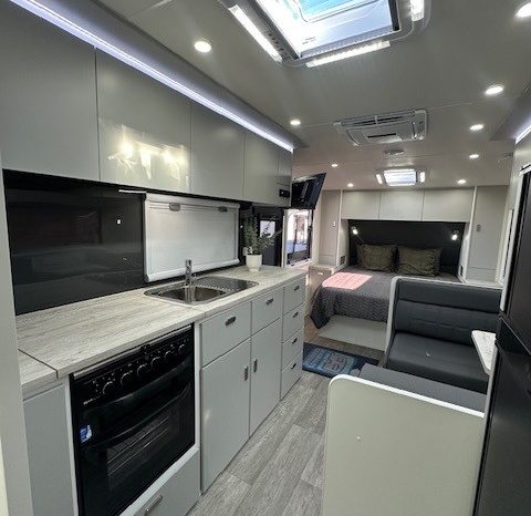 2026 Seascape Caravans 20′ Trailrunner Semi Off Road full