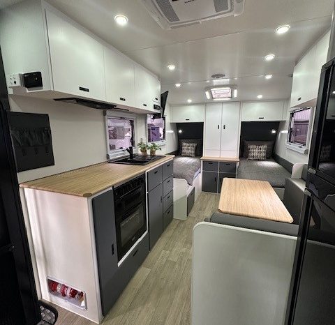2024 Seascape Caravans Trailrunner 18’8″ Single Beds full