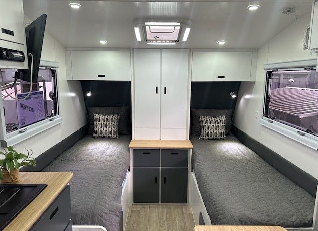 2024 Seascape Caravans Trailrunner 18’8″ Single Beds full