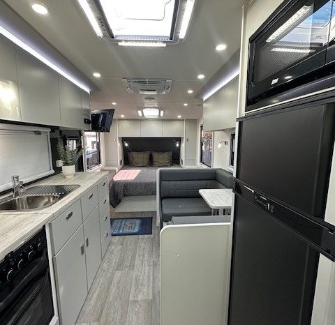 2026 Seascape Caravans 20′ Trailrunner Semi Off Road full