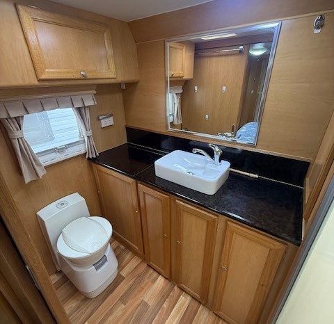 2009 Roma Elegance 23′ full