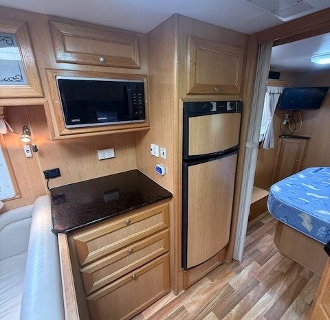 2009 Roma Elegance 23′ full