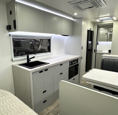2026 Drive RV XU1 Semi Off Road 20’6″ Design 5 Cafe full