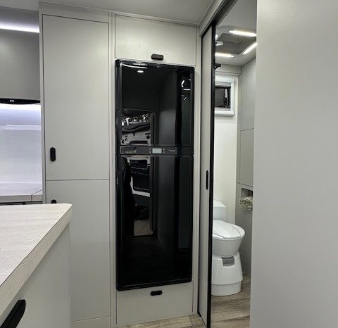 2026 Drive RV XU1 Semi Off Road 20’6″ Design 5 Cafe full