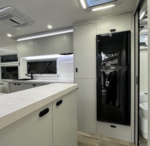 2026 Drive RV XU1 Semi Off Road 20’6″ Design 5 Cafe full