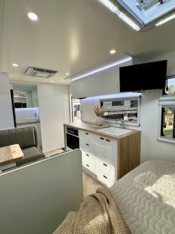 2026 Drive RV Alpha Edition 18’8″ Design 1-1 Cafe full