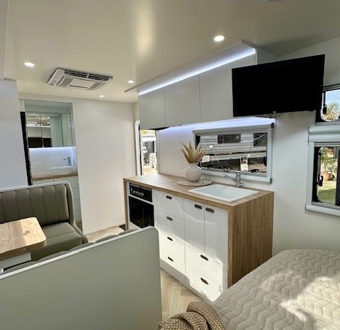2026 Drive RV Alpha Edition 18’8″ Design 1-1 Cafe full