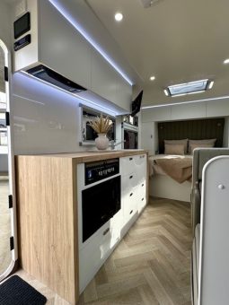 2026 Drive RV Alpha Edition 18’8″ Design 1-1 Cafe full