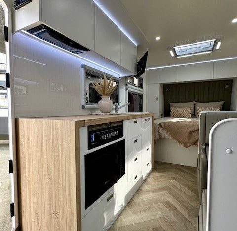 2026 Drive RV Alpha Edition 18’8″ Design 1-1 Cafe full