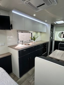 2026 Seascape Caravans 20’6 Trailrunner Semi Off Road 206 Club full
