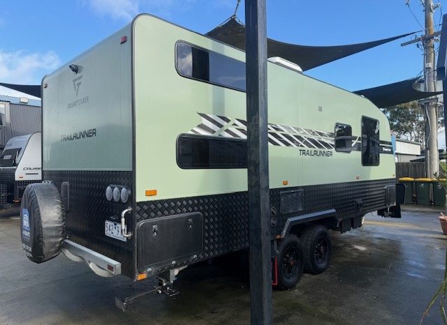 2024 Seascape Caravans 21′ Trailrunner Family full