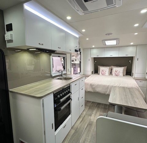 2026 Seascape Caravans Sunrunner 18’8″ full