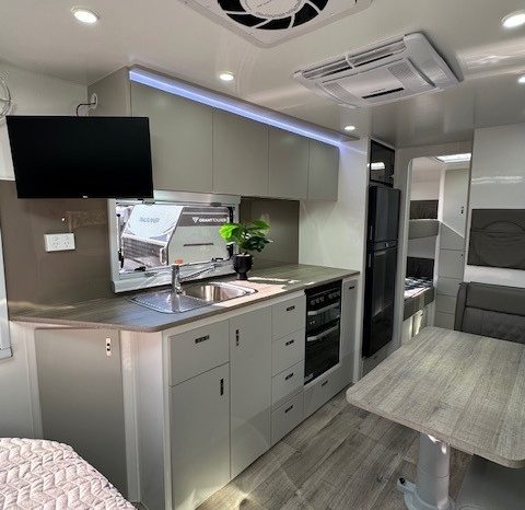 2025 Essential Caravans Cruiser 21’10” Family Design F2.6 full