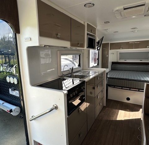 2015 Concept Caravans Innovation full