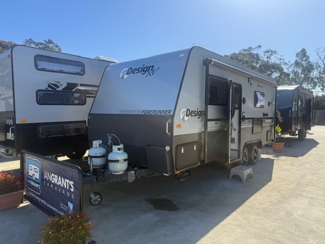 2020 Design RV Forerunner 19′ Single Beds