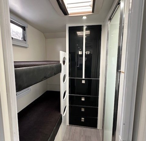 2016 Essential Caravans Cruiser Family 22′ full