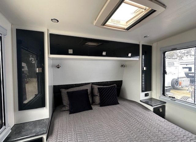 2016 Essential Caravans Cruiser Family 22′ full