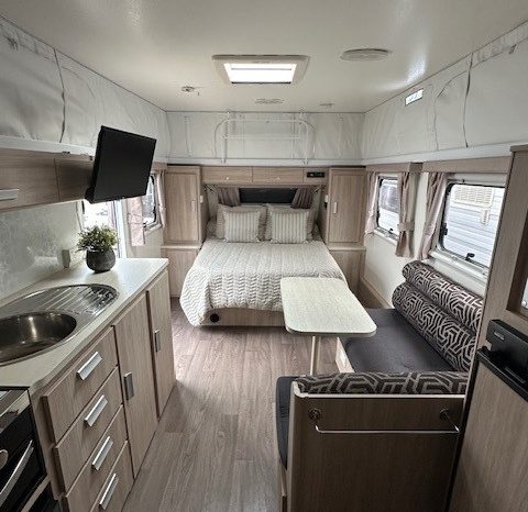 2017 Jayco Starcraft Outback 18’6″ full