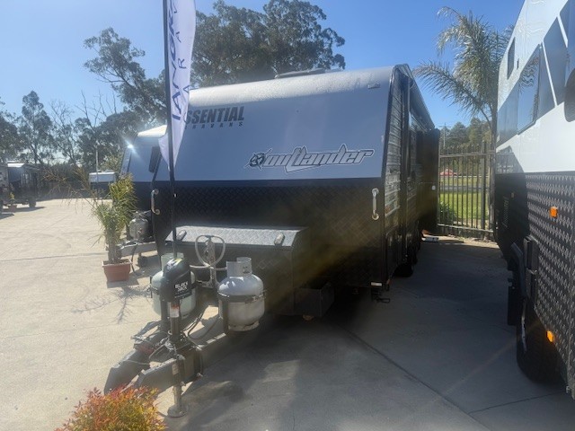 2023 Essential Caravans Outlander Semi Off Road 20’6″