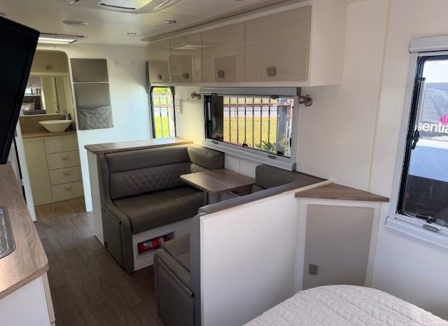 2023 Essential Caravans Outlander Semi Off Road 20’6″ full