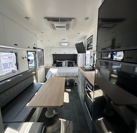 2023 Seascape Caravans Trackbreaker 22′ Family full