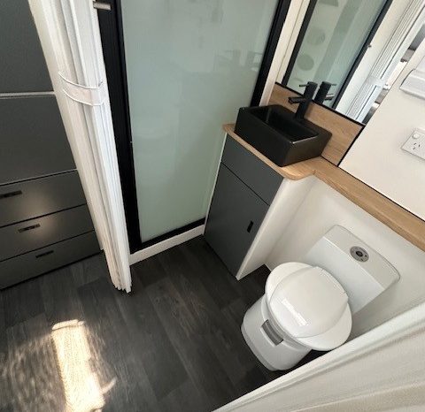 2023 Seascape Caravans Trackbreaker 22′ Family full