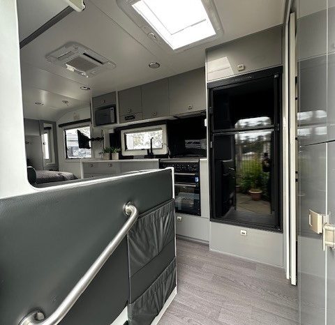 2017 Franklin Caravans X-Factor 21′ full