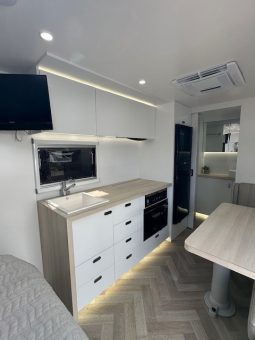 2026 Drive RV XU1 17’10” Design 1 Cafe full