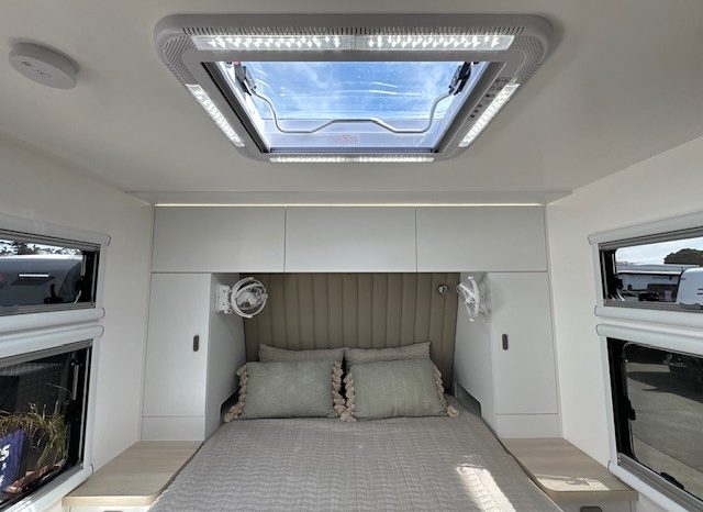 2026 Drive RV XU1 17’10” Design 1 Cafe full